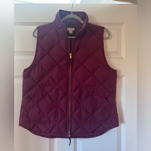 Vintage quilted puffer vest in maroon